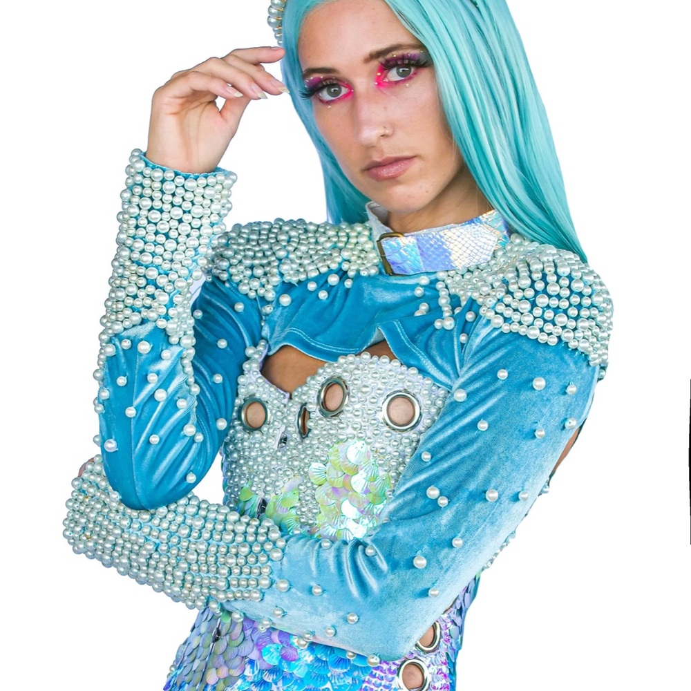Jackalope Land Daydream Pearl Long Sleeve Baby Blue Iridescent Ultra Crop Top z0 - Picture 2 of 16